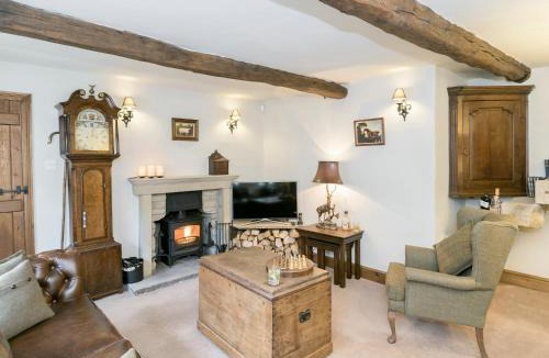 Fence House | Narrowgates Cottage