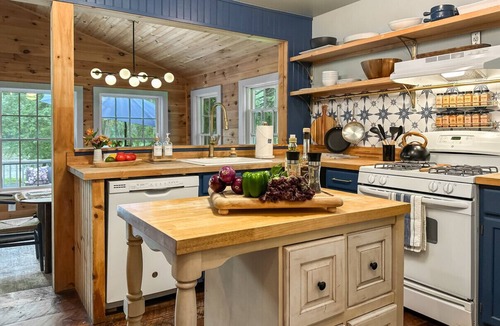 Narrowsburg House | Narrowsburg’s Favorite Riverfront Home!