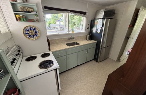 Naseby House | Naseby Gem