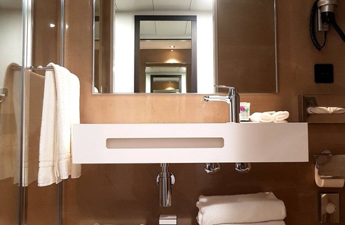 Cointrin Hotel | Nash Pratik Hotel