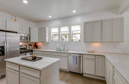 South Nashville House | Nashville Dreamer - Mins To Downtown - 3br 2.5bath