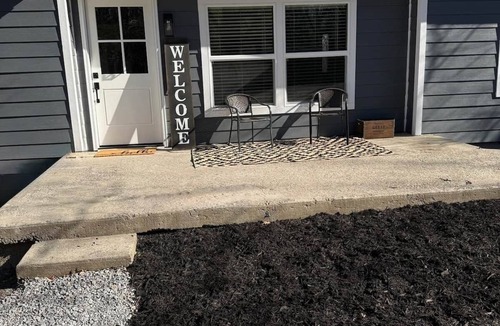 Marrowbone House | Nashville Getaway | Country Peace + City Fun