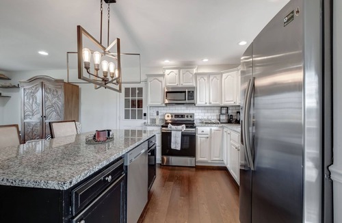 Hermitage House | Nashville/Hermitage House