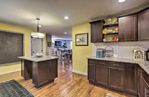 North Nashville House | Nashville Home w/Fire Pit & Yard, 3 Mi to Dwtn