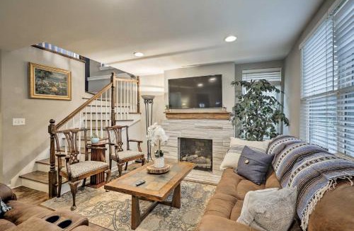 North Nashville House | Nashville Home w/Fire Pit & Yard, 3 Mi to Dwtn