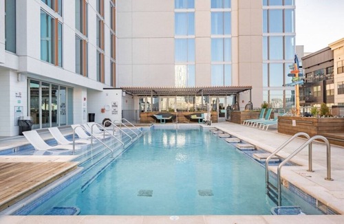 Sobro Apartment | Nashville | Honky Tonk Getaway | Pool & Downtown