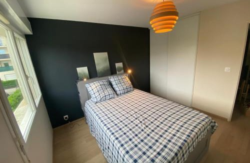 La Folie Couvrechef West Apartment | Nashville in Caen