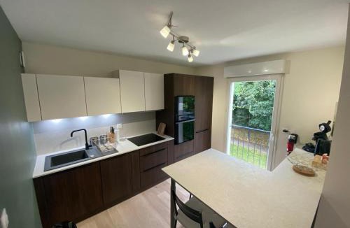 La Folie Couvrechef West Apartment | Nashville in Caen