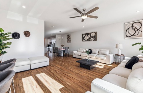 Nashville House | Nashville Rooftop Oasis! 8 min Broadway. Sleeps 12