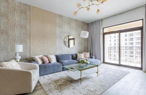 Umm Suqeim 3 Apartment | Nasma Luxury Stays - Fabulous Apartment With Balcony Near MJL's Souk