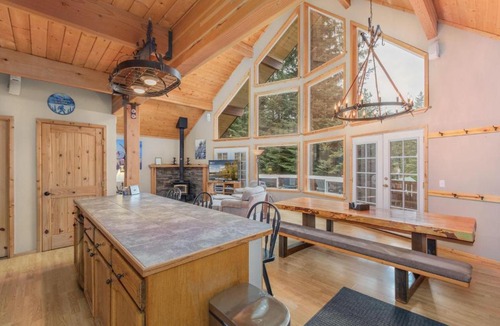 Leavenworth House | Nason Chalet