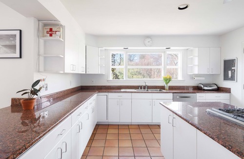 Cutchogue House | Nassau Point Summer Escape