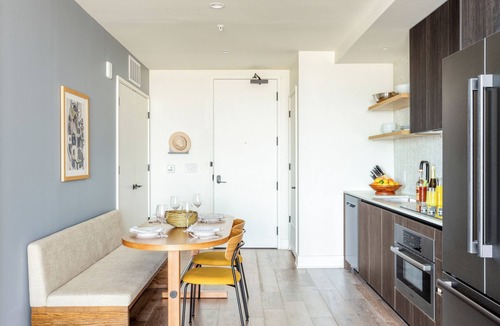 Rainey Street Historic District Apartment | Natiivo by AvantStay