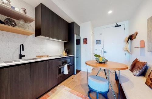 Rainey Street Historic District Apartment | Natiivo