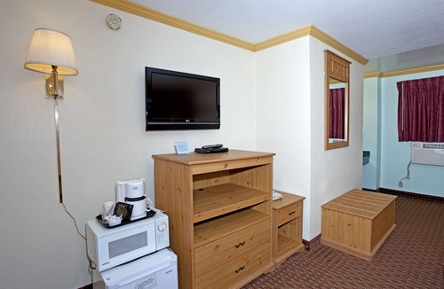 Placerville Hotel | National 9 Inn Placerville