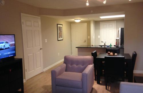 Radnor - Fort Myer Heights Apartment | National at Courthouse