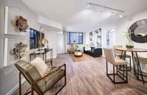 Court House Apartment | National at Courthouse Towers