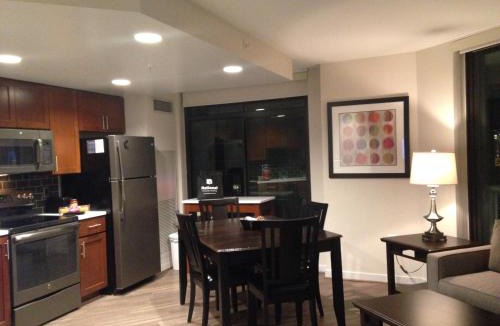 Ballston Apartment | National at Virginia Square