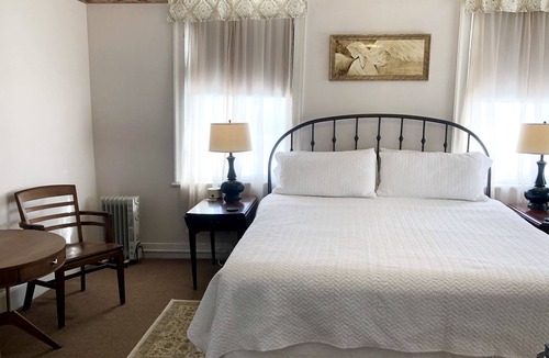 Lansing Bed & Breakfast | National Historic Landmark Inn