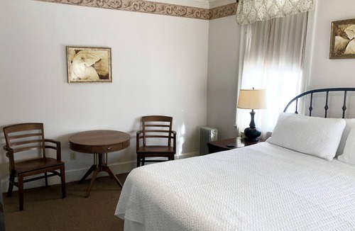 Lansing Bed & Breakfast | National Historic Landmark Inn