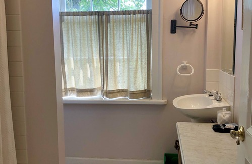 Lansing Bed & Breakfast | National Historic Landmark Inn