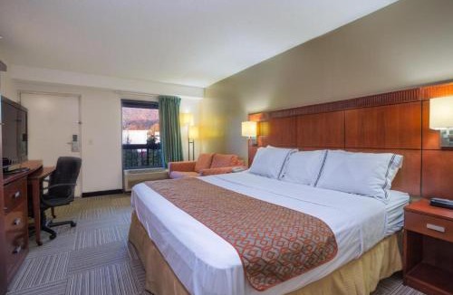 West Jefferson Hotel | Nations Inn - West Jefferson