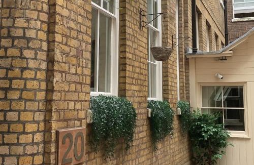 Walbrook Apartment | Native Bank