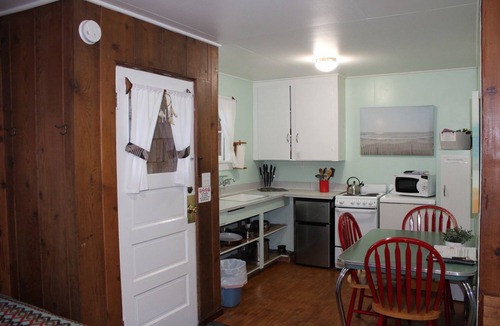 Ocean Park Cottage | Native Cottage- 2 bed cottage