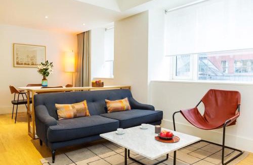 Tower Hill Apartment | Native Tower Bridge