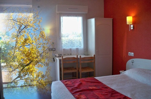 Menesplet Hotel | Natur'Hôtel