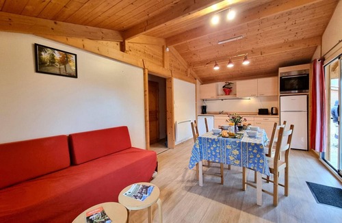 Usson-en-Forez Cottage | Natural chalet, pets welcome - 4 guests