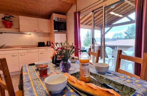 Usson-en-Forez Cottage | Natural chalet, pets welcome - 4 guests