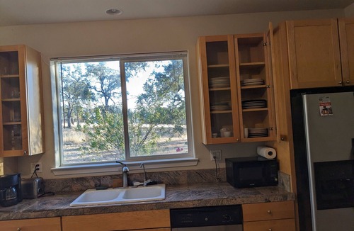 Valley Springs House | Natural clay tennis court 80 acres near Hogan lake.