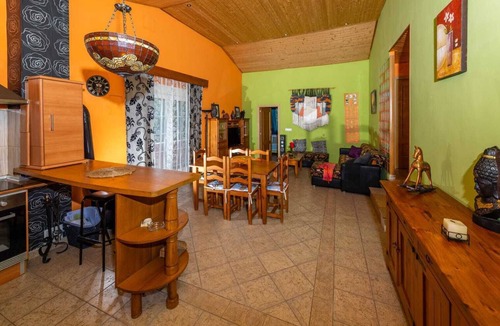 Muro del Alcoy Cottage | Natural cottage children pet