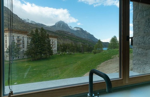 Maloja Apartment | Natural stone house Ciäsa Piol