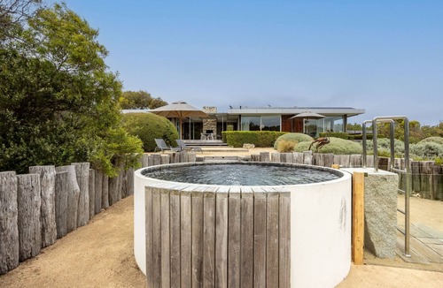 Fingal House | Natural theatre Amongst Dunes