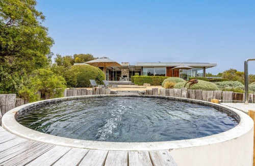 Fingal House | Natural theatre Amongst Dunes