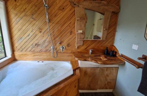 Amodeo Bay House | Nature at its Best