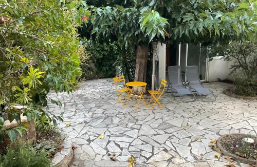 Le Bourg Apartment | NATURE by Reine du Sud, proche des Grands Buffets