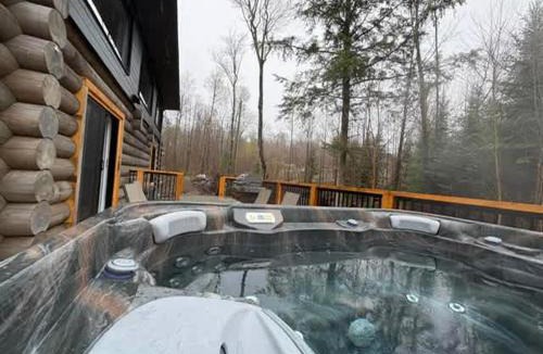 Saint-Gabriel-de-Brandon Ski Chalet | Nature Comfort and Getaway - Chalet AKIA