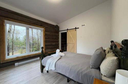 Saint-Gabriel-de-Brandon Ski Chalet | Nature Comfort and Getaway - Chalet AKIA
