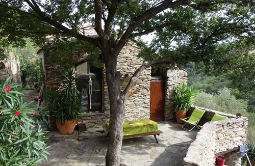 Saint-Michel-de-Llotes Cottage | nature, calm and relaxation