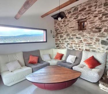 Berlou Villa | Nature, cascade & jacuzzi