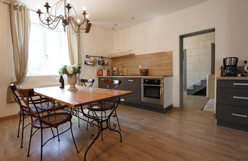 Chinon Apartment | Nature & Chateaux, Gite "Chenonceau"