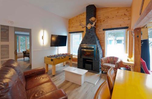 Saint-Honore Ski Chalet | Nature Comfort & Lake Access - Le St-Ho