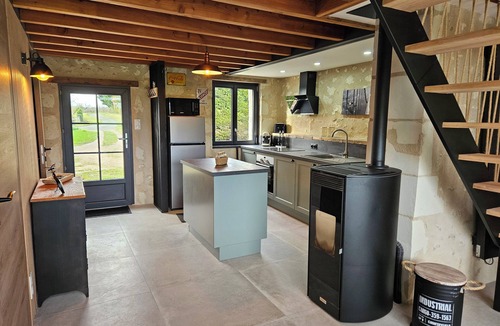 Parcay-les-Pins House | Nature cottage with view and calm - Le Nid Suspendu