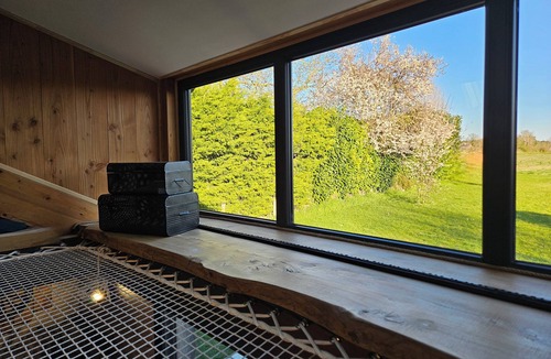 Parcay-les-Pins House | Nature cottage with view and calm - Le Nid Suspendu