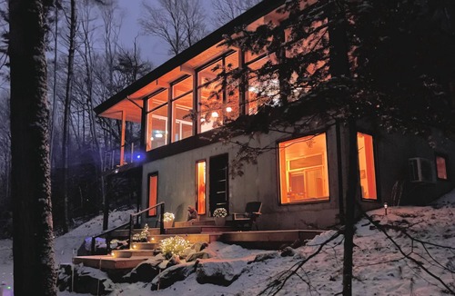 La Peche Apartment | Nature Eco Suite in Wakefield Quebec.