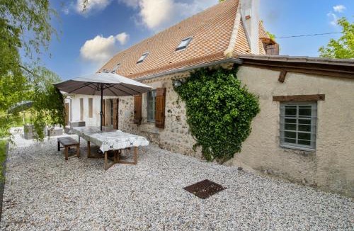 Saint-Andre-de-Double House | Nature et authenticité