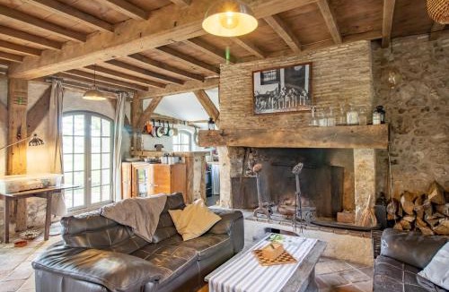 Saint-Andre-de-Double House | Nature et authenticité